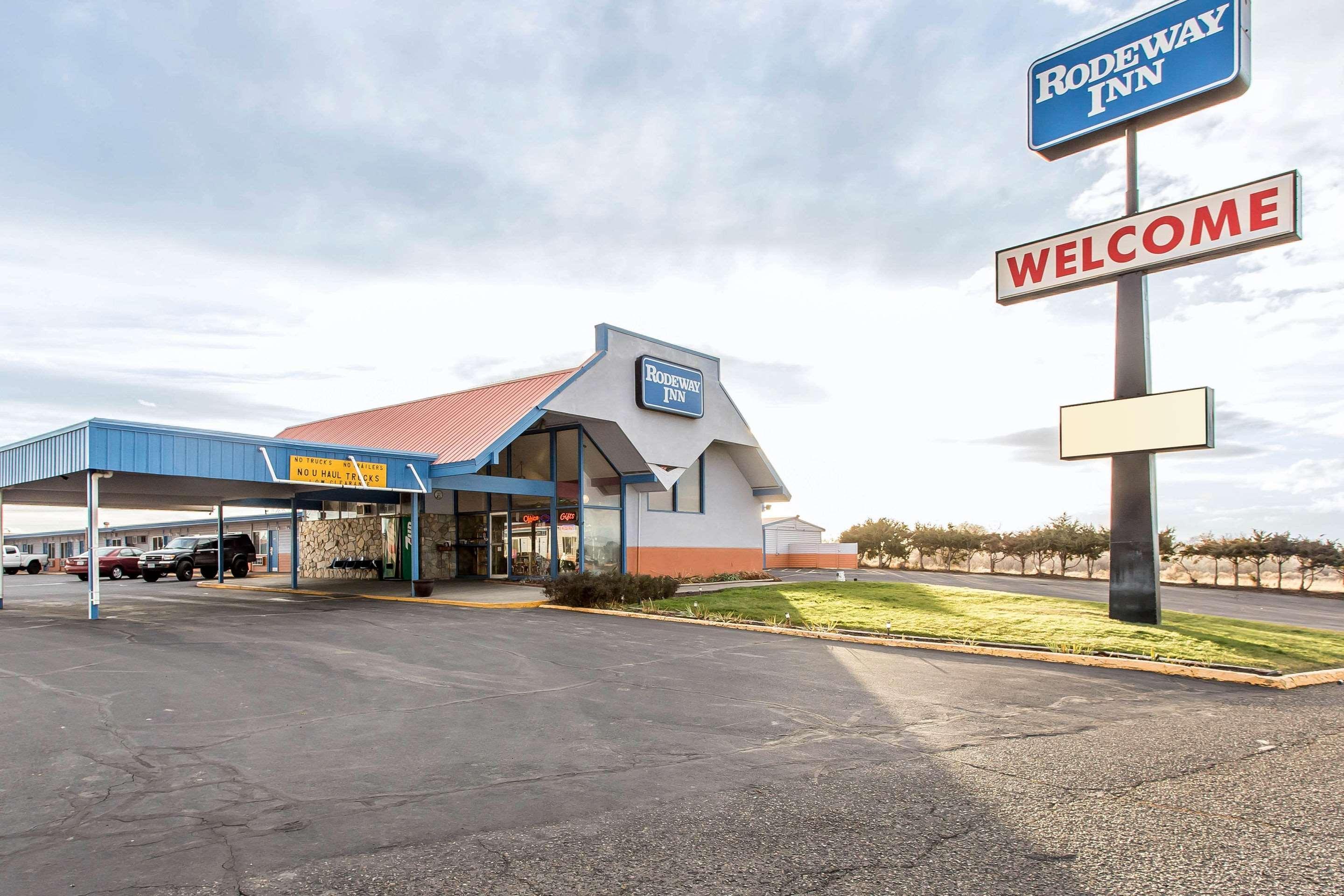 Rodeway Inn Boardman - Hermiston Exterior photo