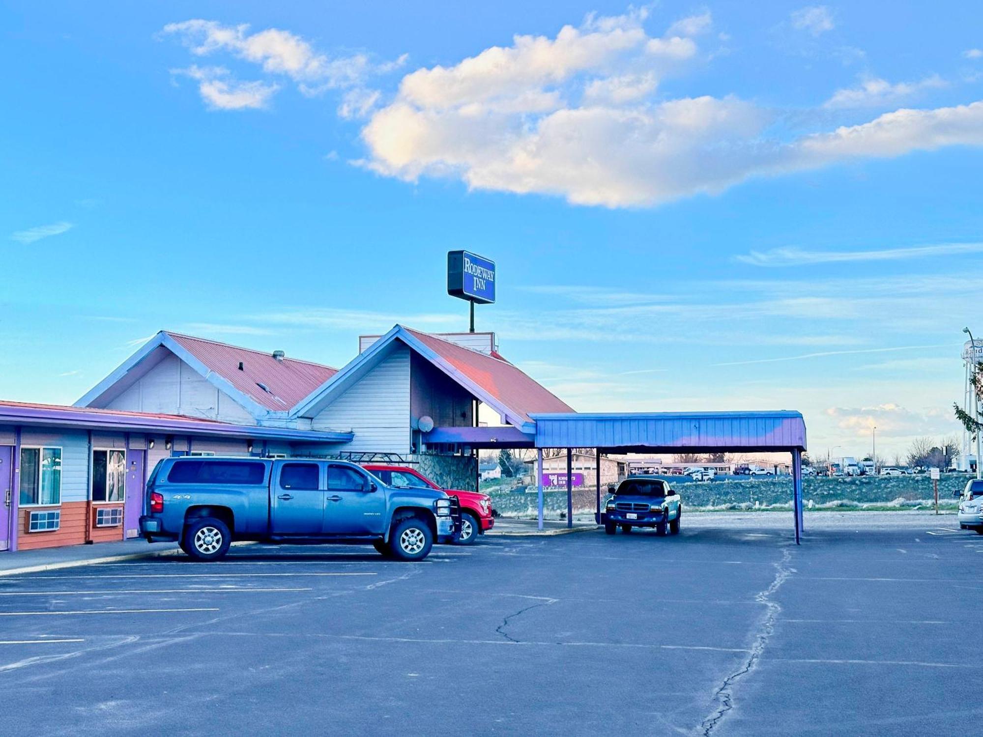 Rodeway Inn Boardman - Hermiston Exterior photo
